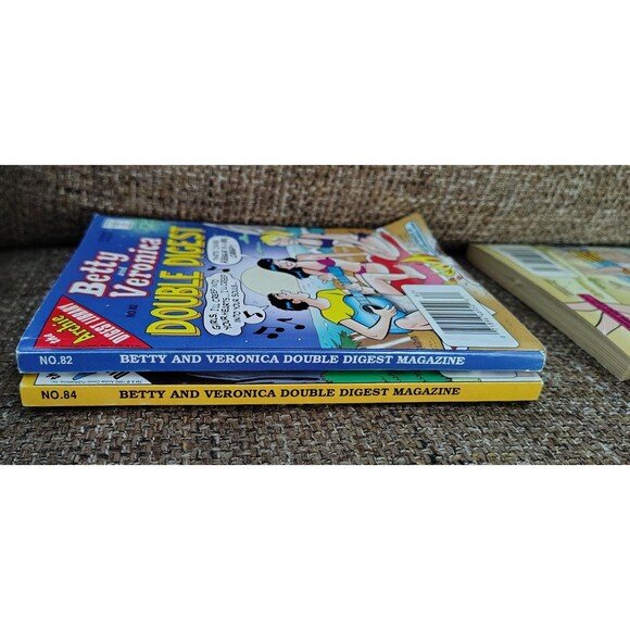 Vintage Betty & Veronica Double Digest Lot No 82 No 84 Archie Comics 1999 Books - Picture 3 of 9